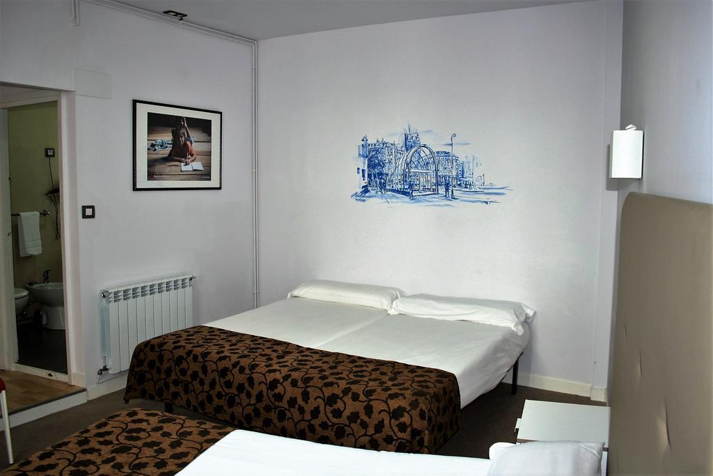 Casual Gurea Hotel Bilbao Room photo